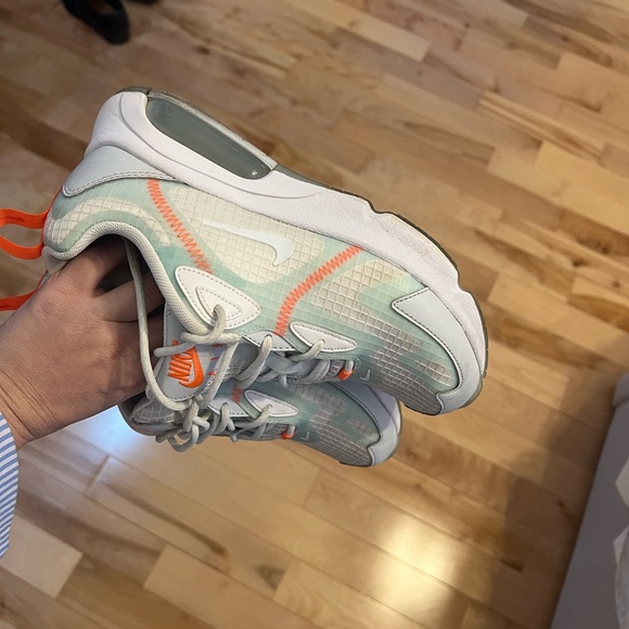 Nike Women's Sneakers - White, Orange, Light Blue - Picture 10 of 10